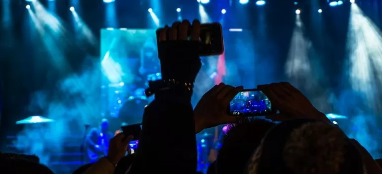 audience-1867983_960_720-1.jpg